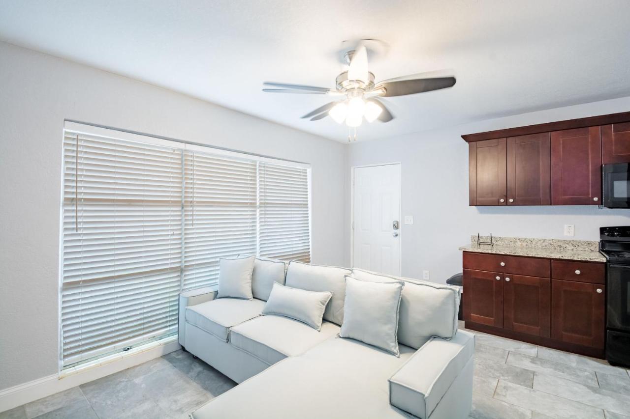 Golf View Villas With Private Jacuzzi'S & Grill Tampa Exterior foto