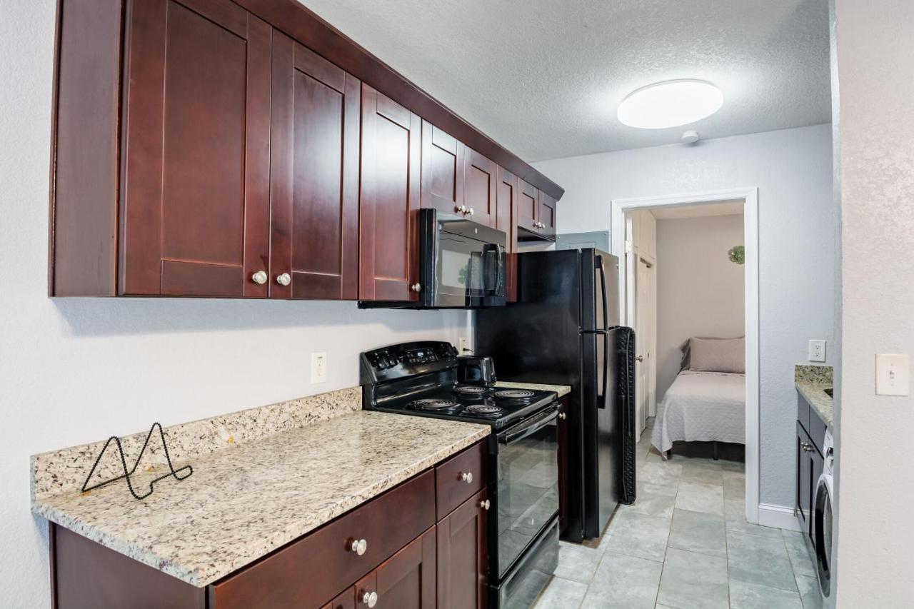 Golf View Villas With Private Jacuzzi'S & Grill Tampa Exterior foto