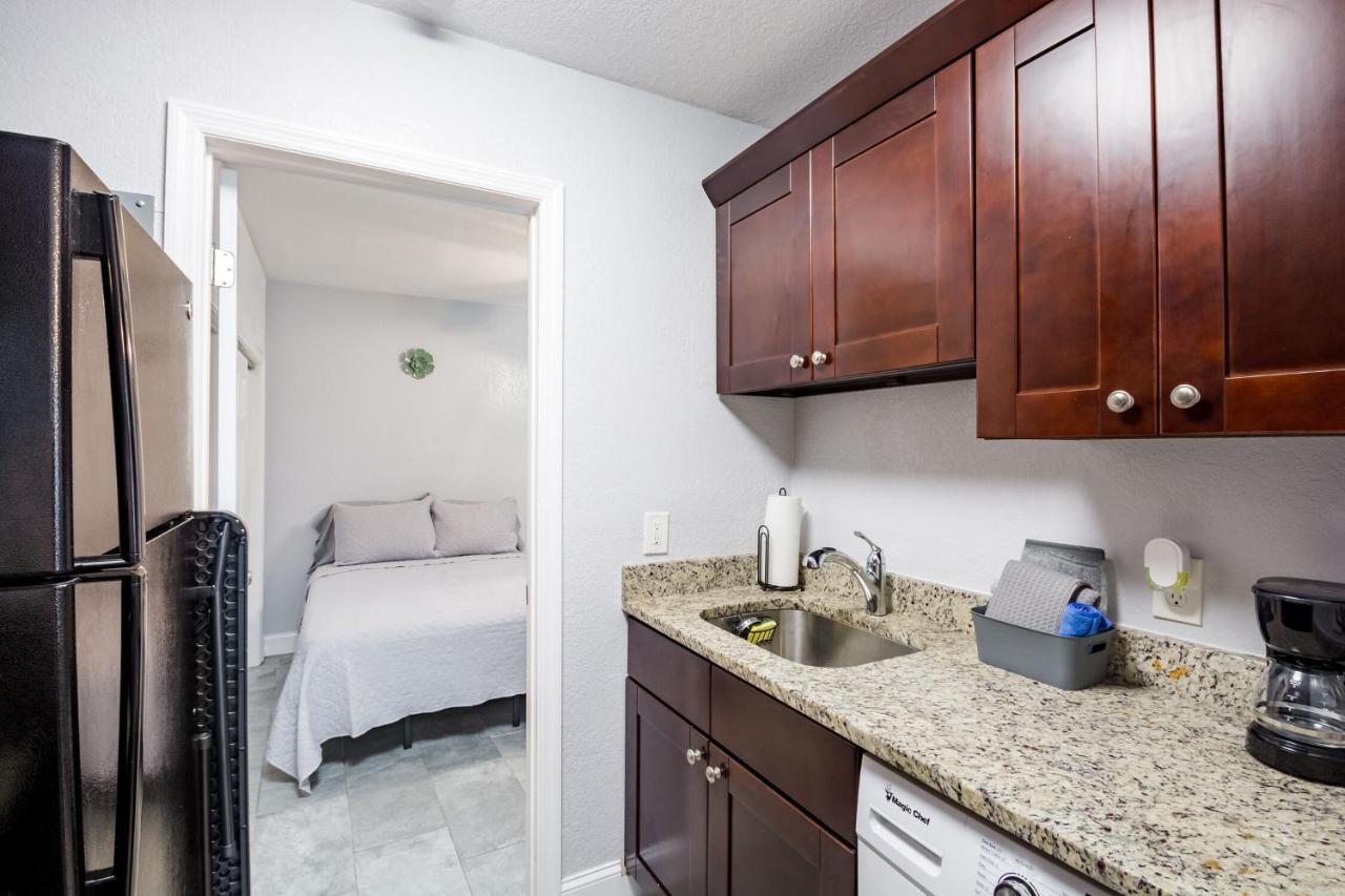 Golf View Villas With Private Jacuzzi'S & Grill Tampa Exterior foto